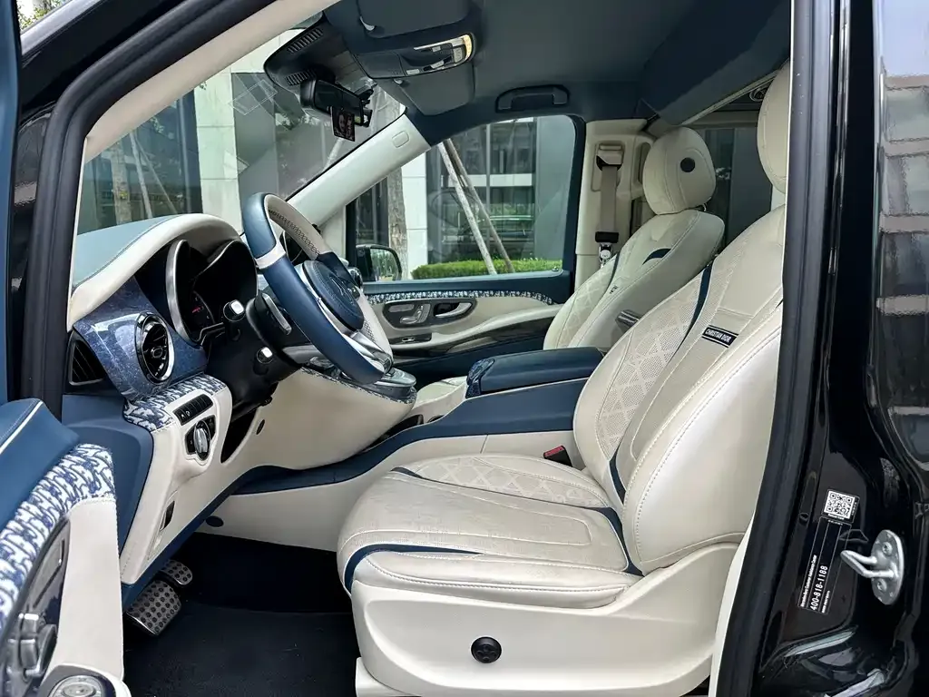 Mercedes-Benz V-Class 2021 из CN, фото 10