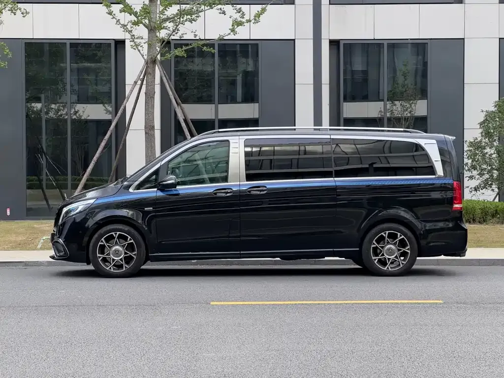 Mercedes-Benz V-Class 2021 из CN, фото 7