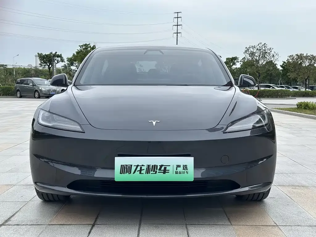 Tesla Model 3 2025 из CN, фото 3