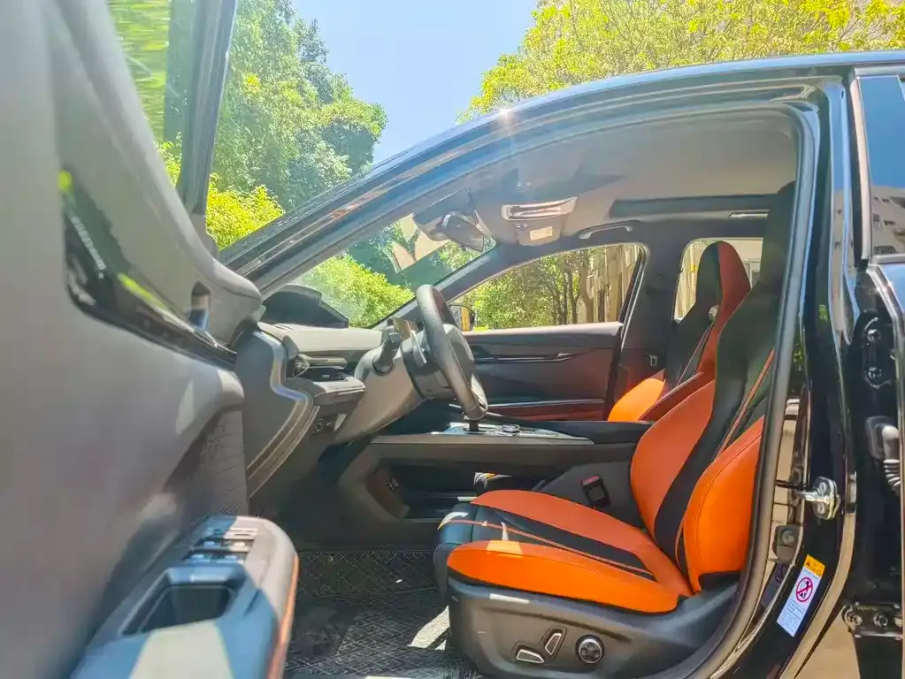 Changan UNI-V 2024 из CN, фото 4