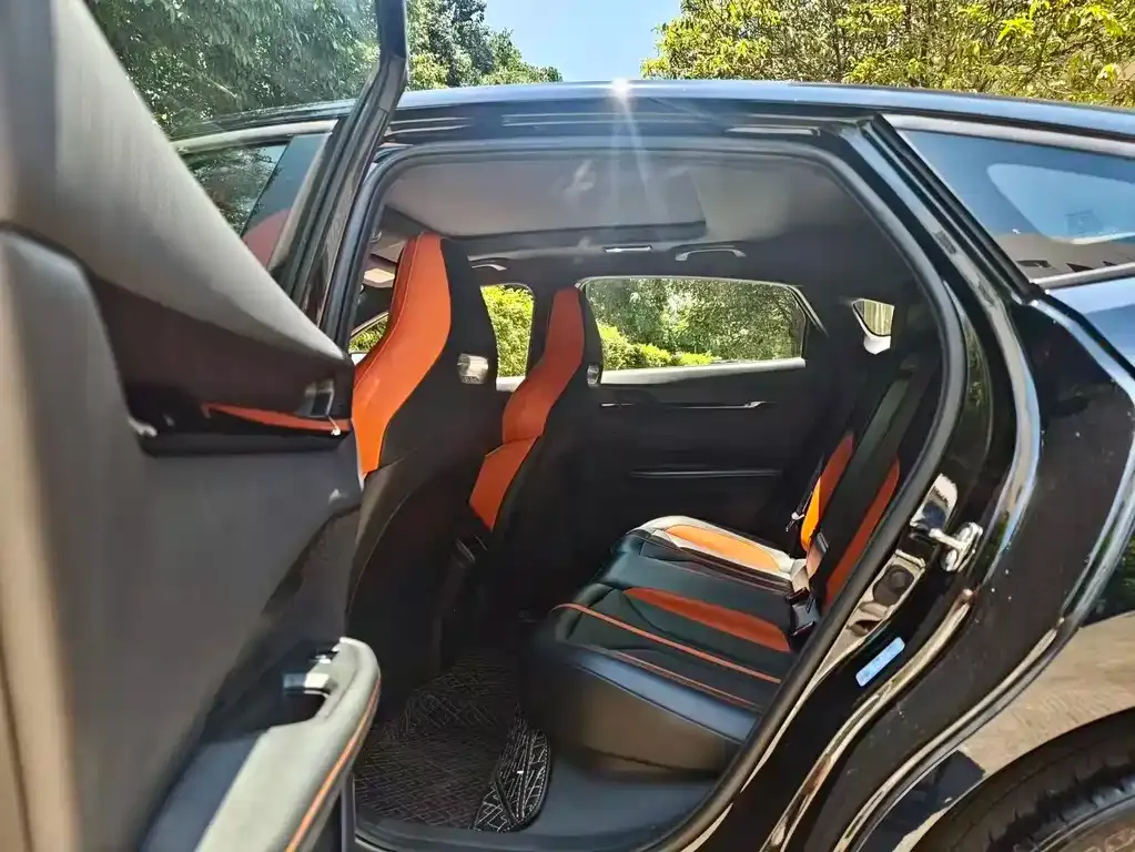 Changan UNI-V 2024 из CN, фото 5