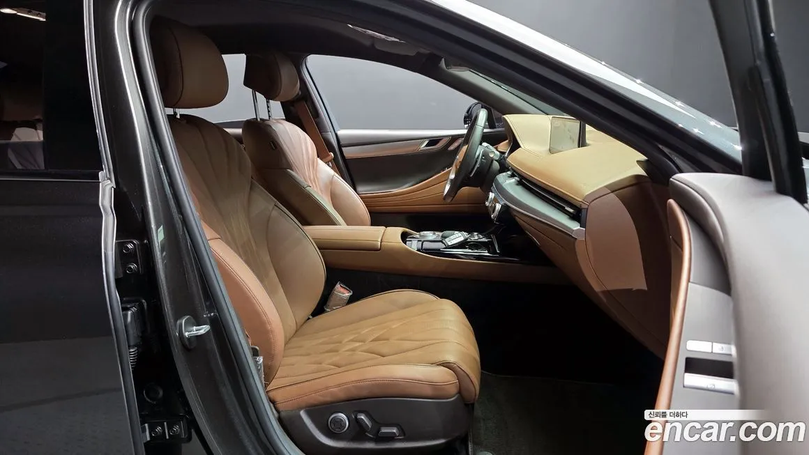 Genesis G80 — фото 10