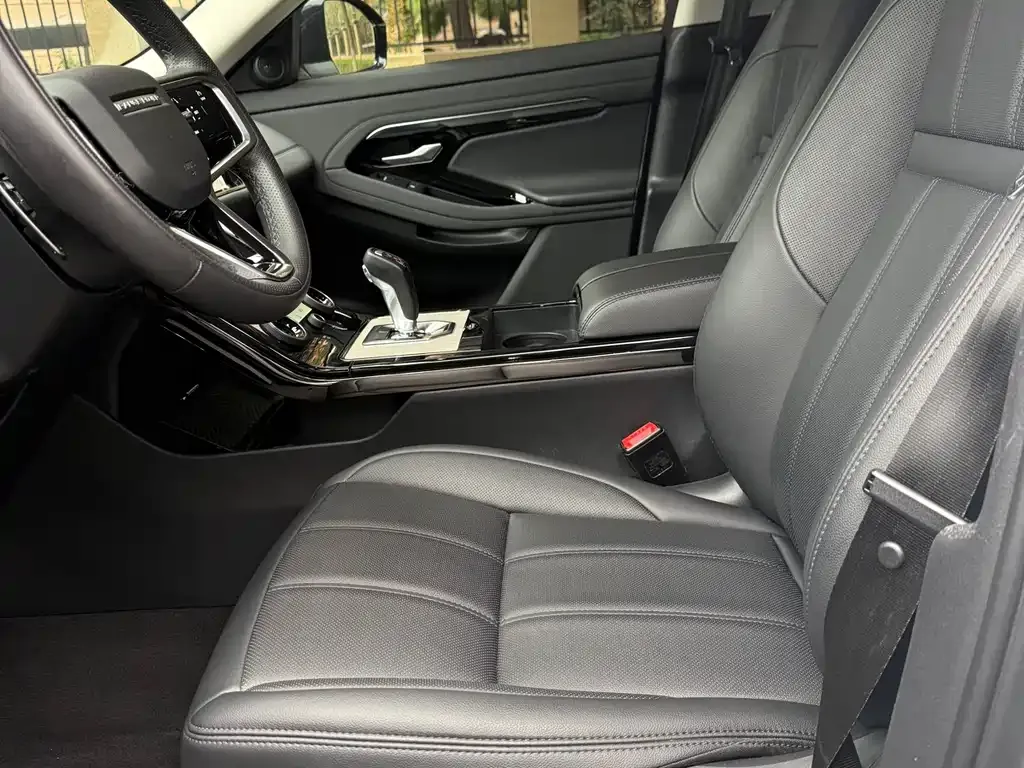 Land Rover Evoque 2023 из CN, фото 9