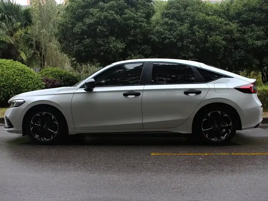 Honda Civic 2023 из CN, фото 4