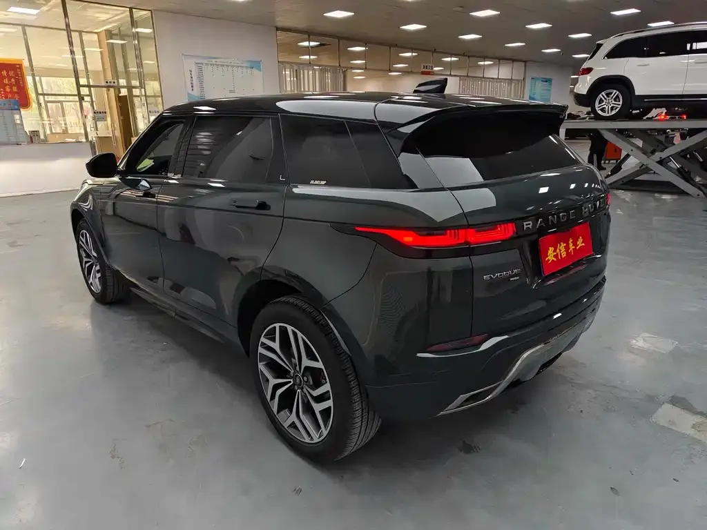 Land Rover Evoque 2022 из CN, фото 3