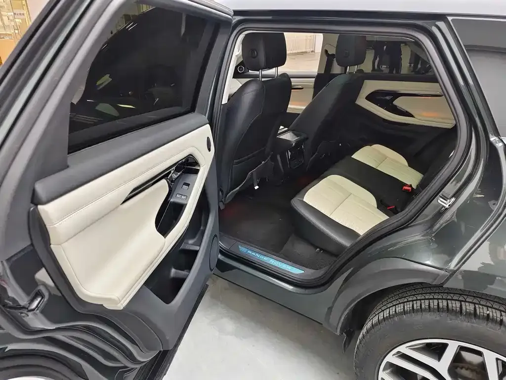 Land Rover Evoque 2022 из CN, фото 8