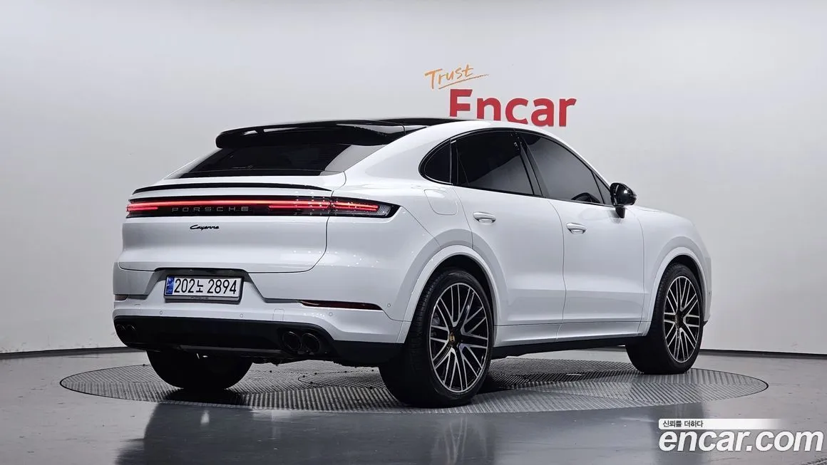Porsche Cayenne 2025 из KR, фото 2