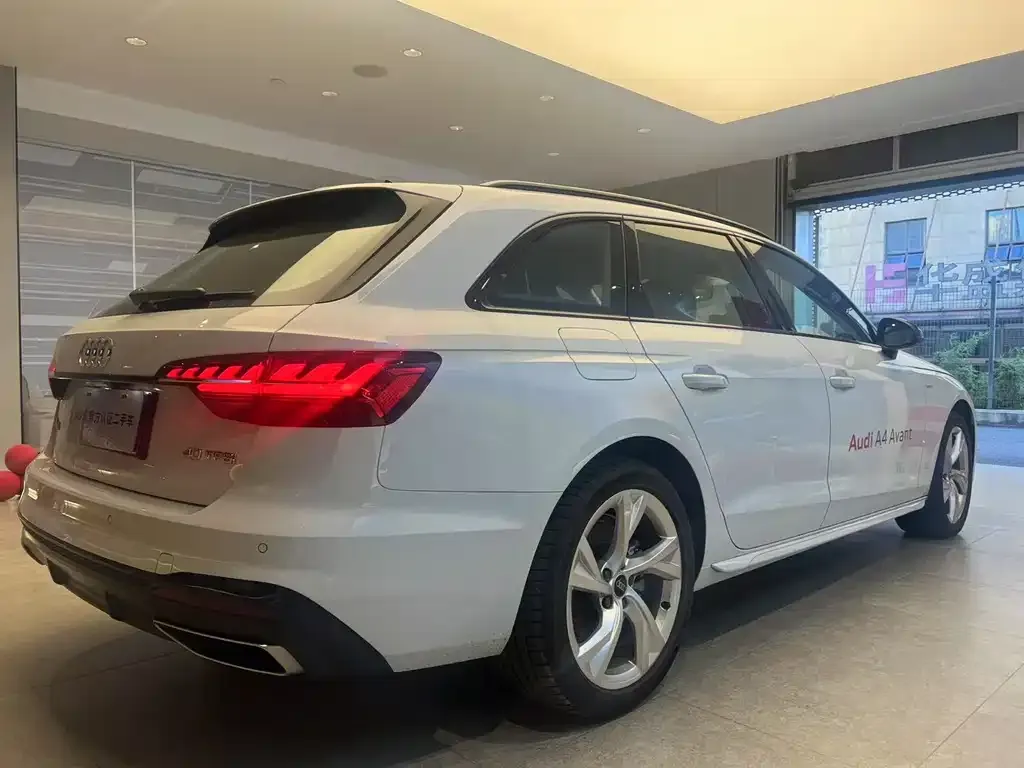 Audi A4 (Import) 2024 из CN, фото 4