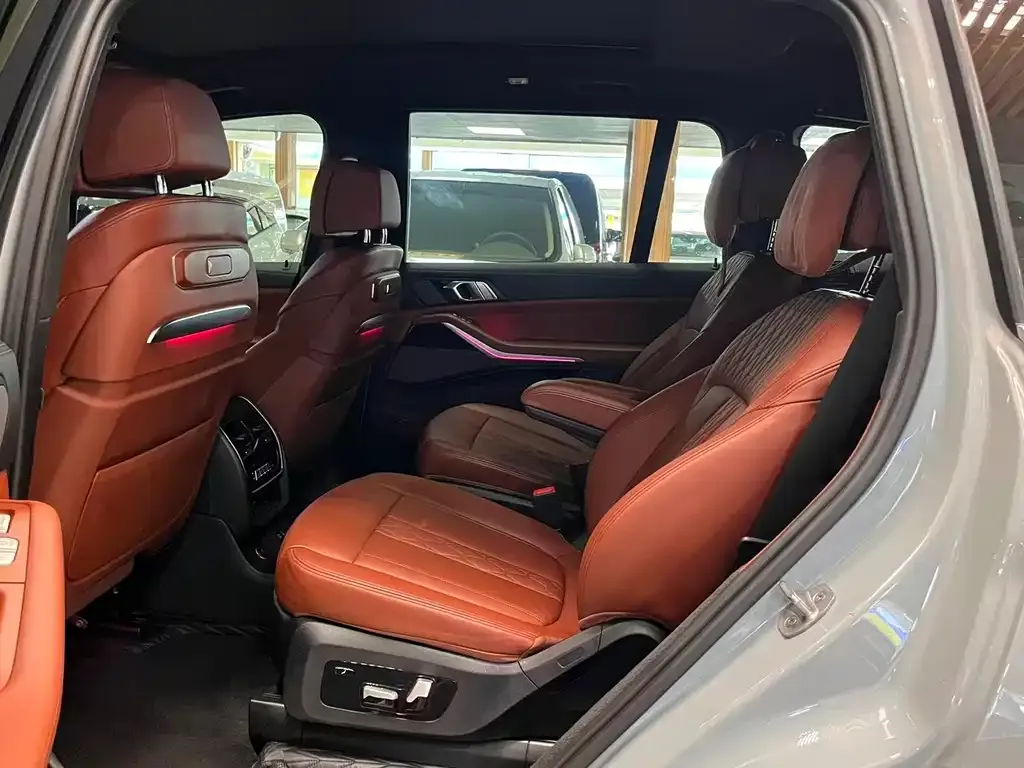 BMW X7 2023 из CN, фото 4
