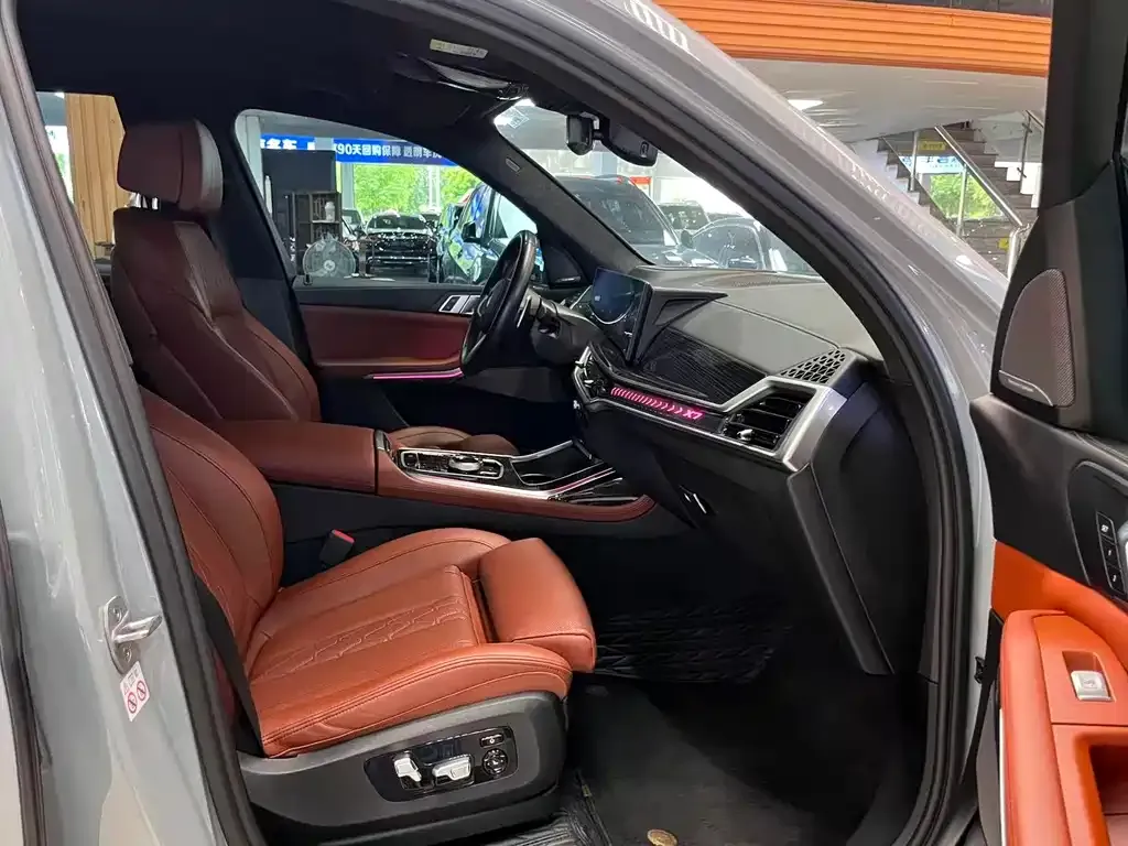 BMW X7 2023 из CN, фото 7