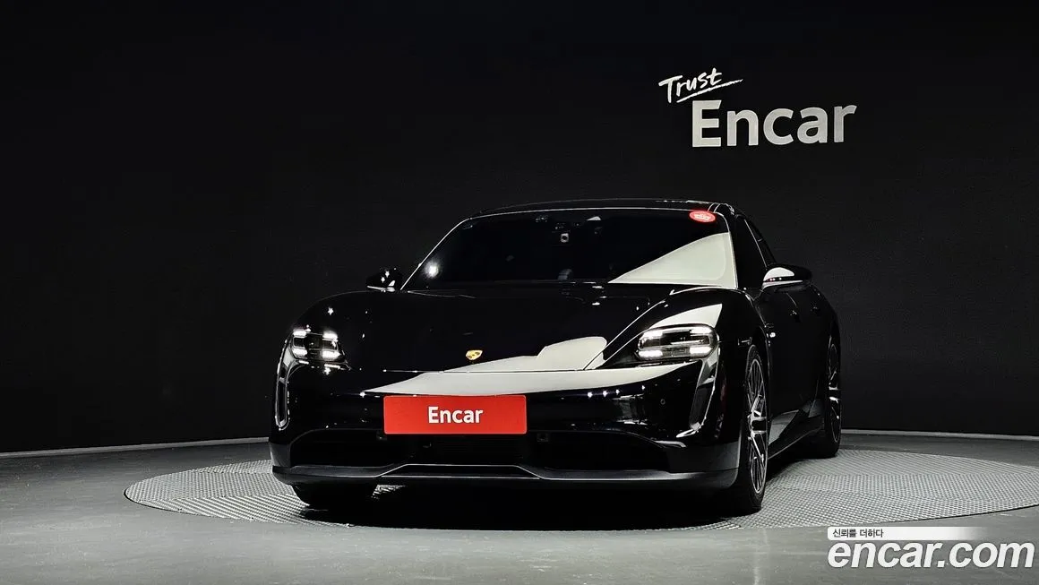 Porsche Taycan 2022 из KR, фото 3