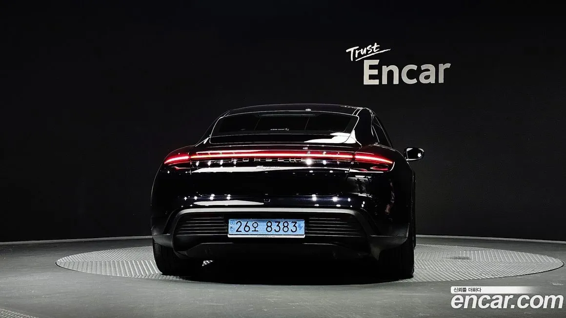 Porsche Taycan 2022 из KR, фото 4