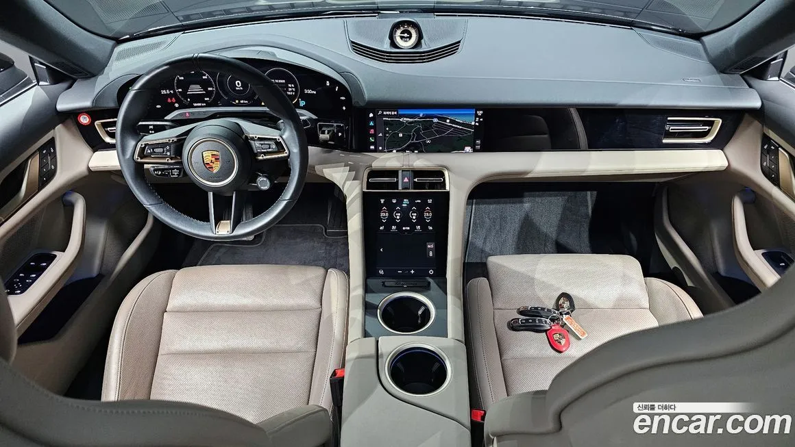 Porsche Taycan 2022 из KR, фото 7