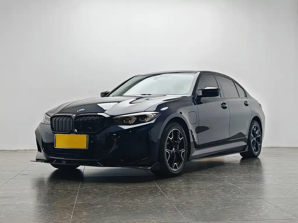 BMW i3 — фото 1