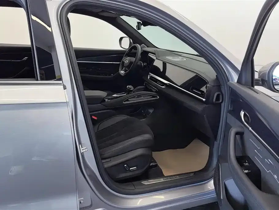 Geely Xingyue L 2024 из CN, фото 8