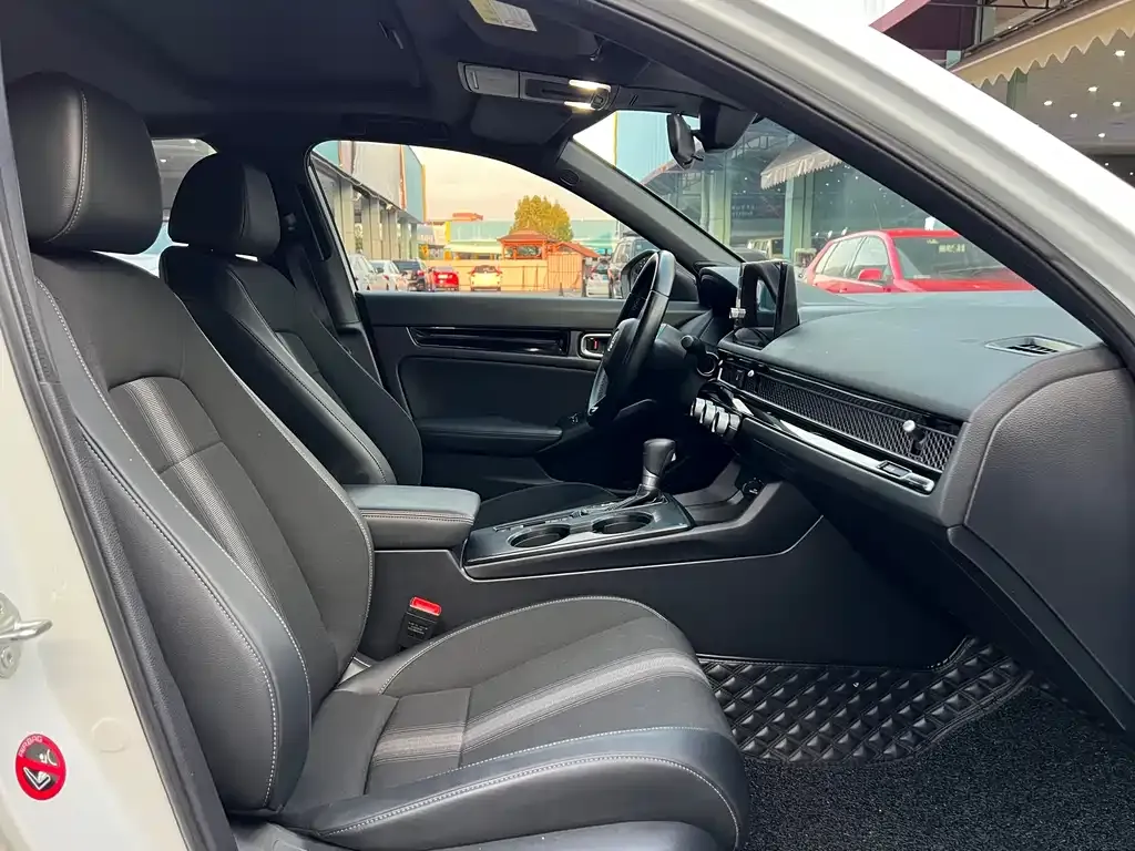 Honda Civic 2023 из CN, фото 9