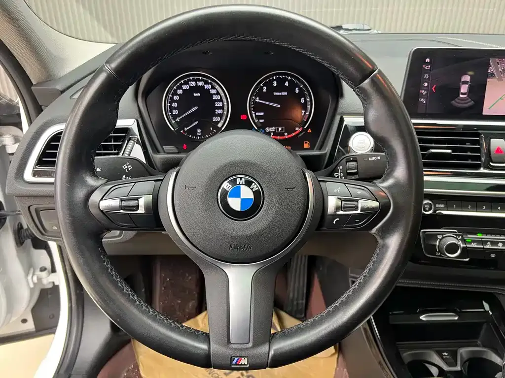 BMW 1 Series 2021 из CN, фото 6