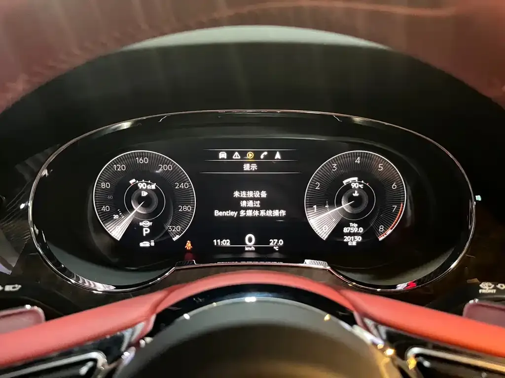 Bentley Bentayga 2024 из CN, фото 9