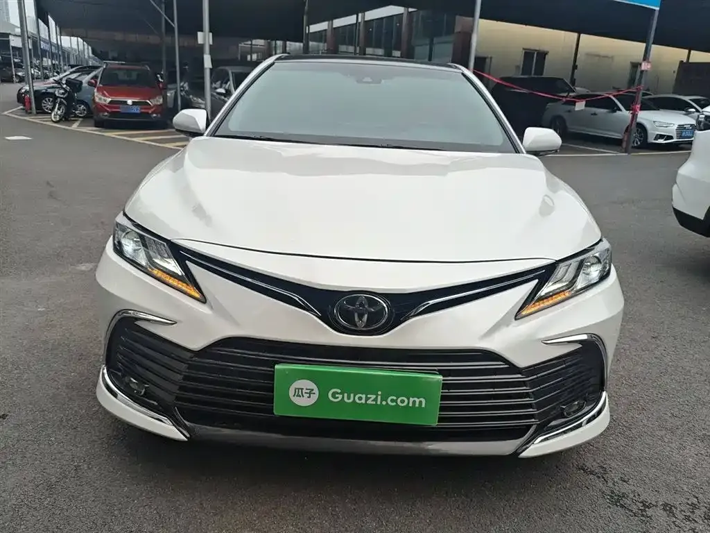 Toyota Camry 2023 из CN, фото 3