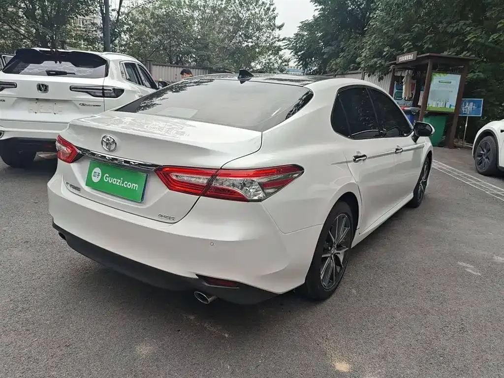 Toyota Camry 2023 из CN, фото 7