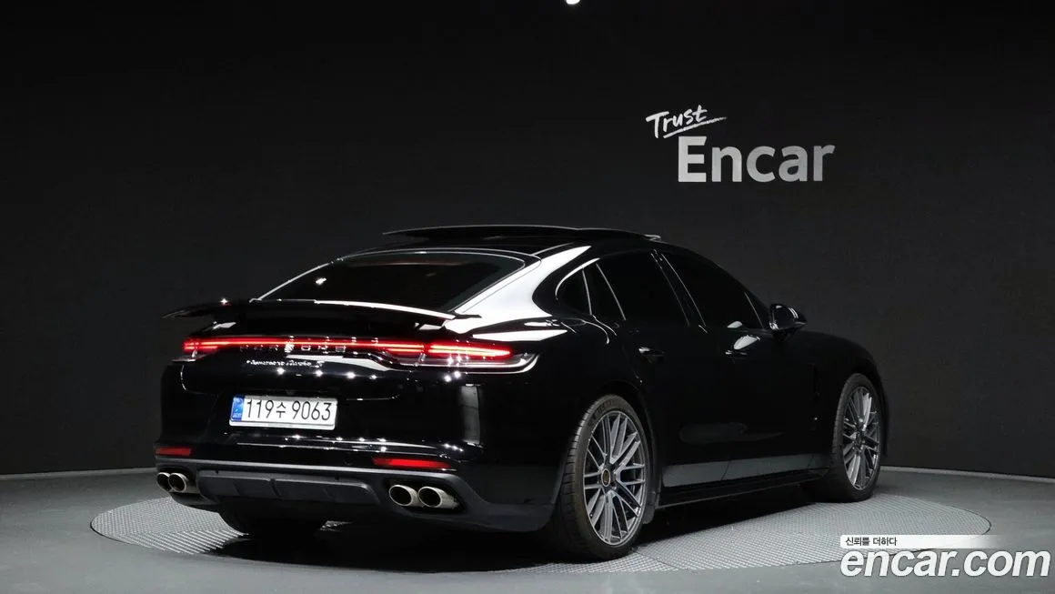 Porsche Panamera 2021 из KR, фото 2