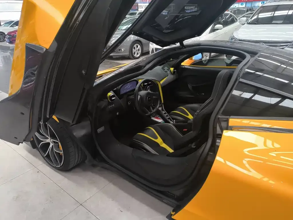 McLaren 720S 2021 из CN, фото 9