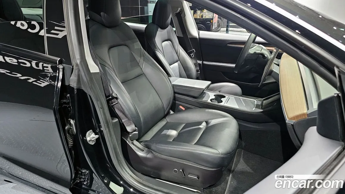 Tesla Model 3 2021 из KR, фото 10