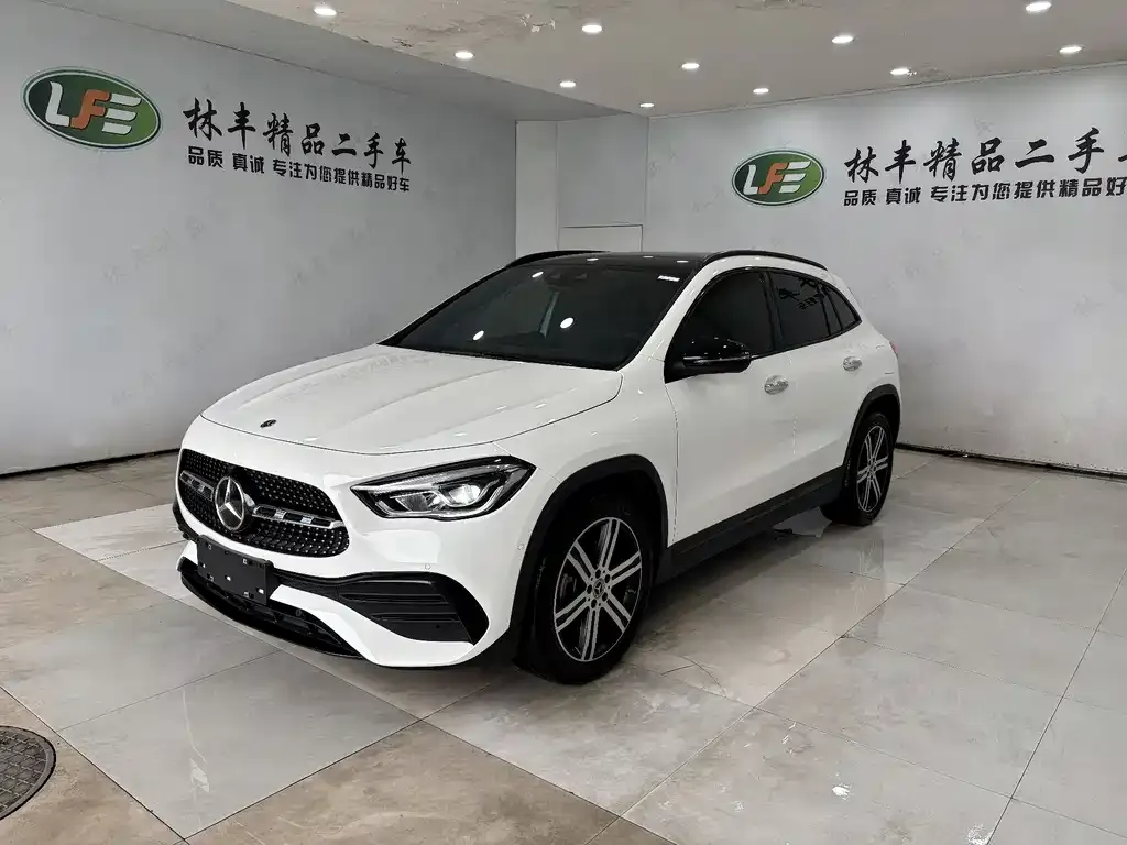 Mercedes-Benz GLA 2023 из CN, фото 1