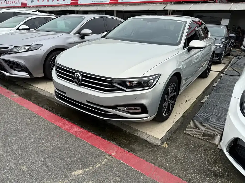 Volkswagen Magotan 2021 из CN, фото 1