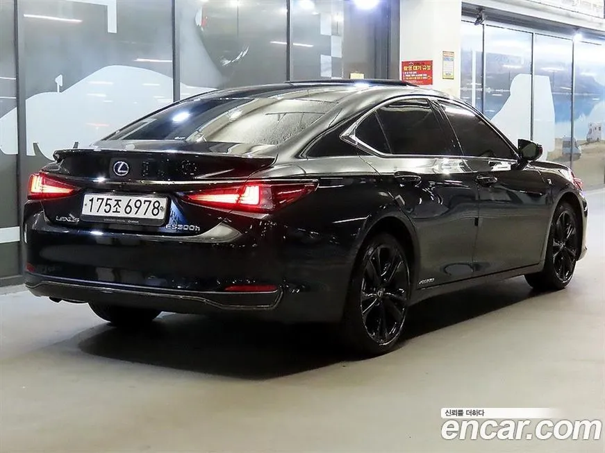 Lexus ES 2022 из KR, фото 4