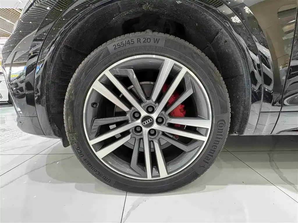 Audi Q5L 2022 из CN, фото 9