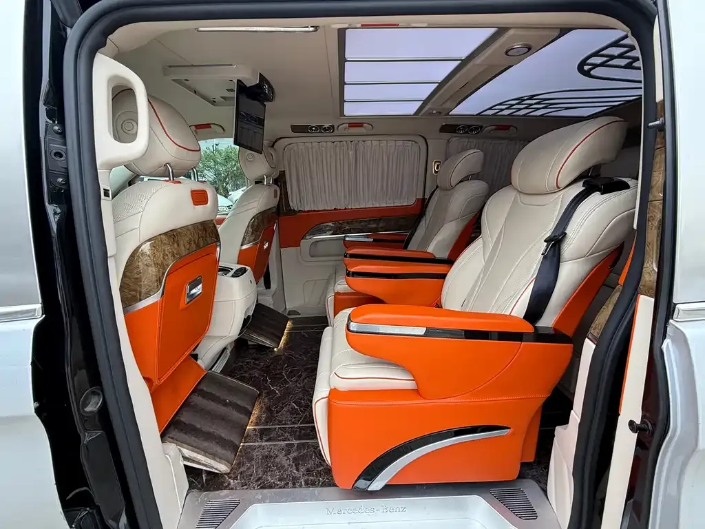 Mercedes-Benz V-Class 2022 из CN, фото 10