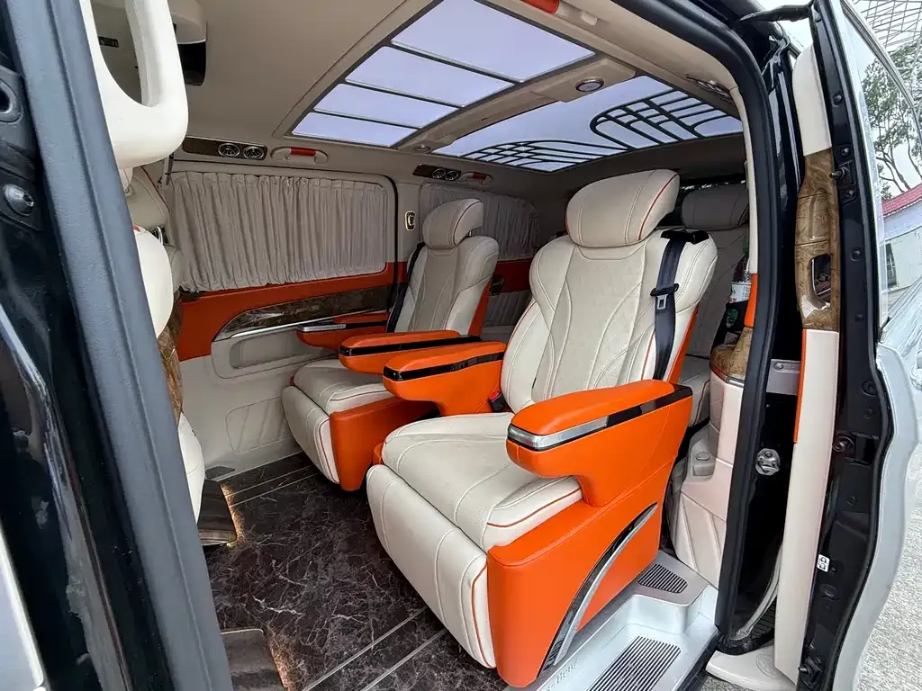 Mercedes-Benz V-Class 2022 из CN, фото 9