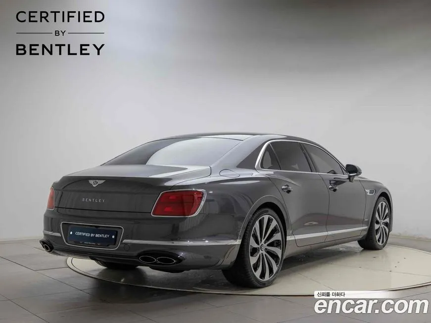 Bentley Flying Spur 2024 из KR, фото 2