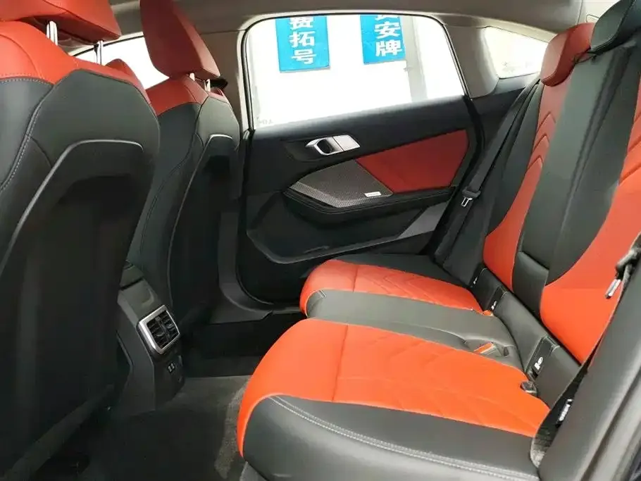 BMW 2 Series 2025 из CN, фото 9