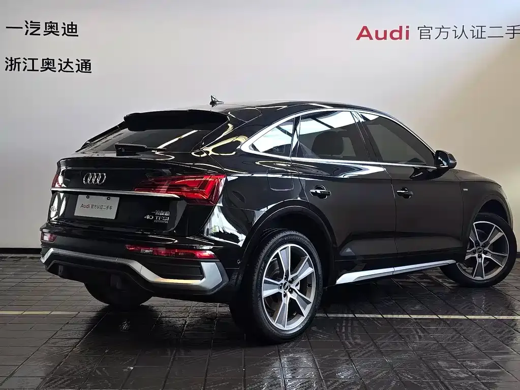 [object Object] Q5L Sportback 2023 из CN, фото 5