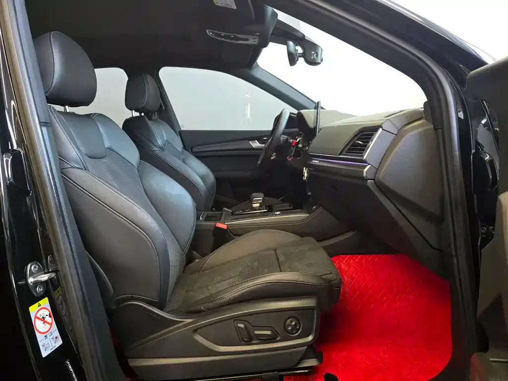 [object Object] Q5L Sportback 2023 из CN, фото 6