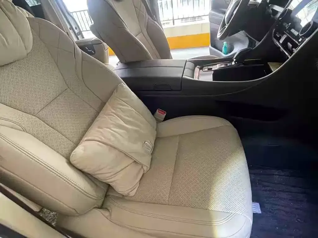 Toyota Vellfire 2024 из CN, фото 9