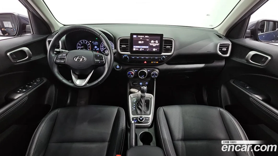 Hyundai Venue 2021 из KR, фото 7