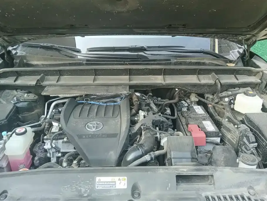 Toyota Crown Kluger 2022 из CN, фото 10