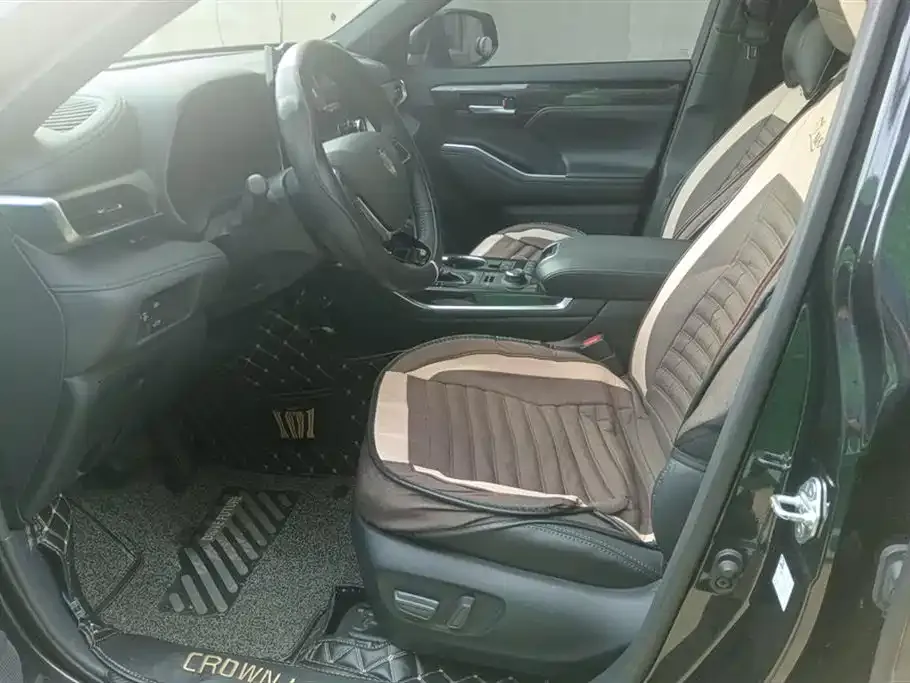 Toyota Crown Kluger 2022 из CN, фото 9