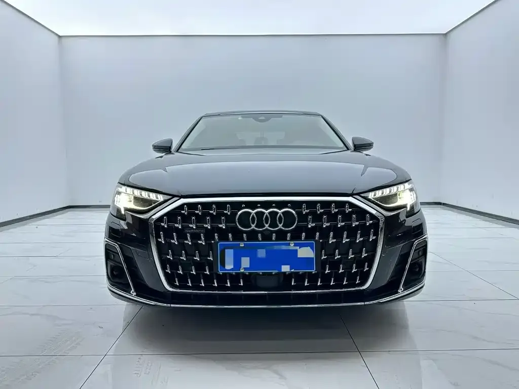 Audi A8 2023 из CN, фото 2