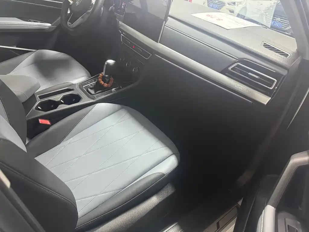 Volkswagen Lavida 2024 из CN, фото 6
