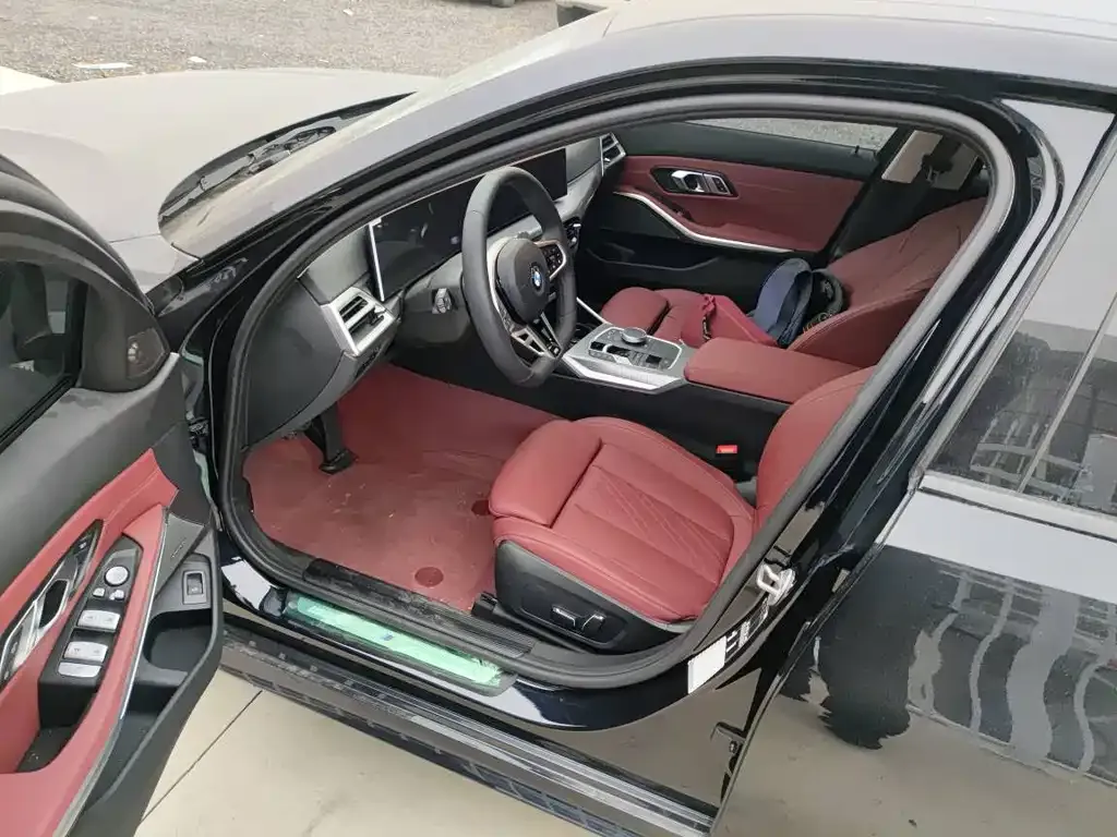 BMW 3 Series 2025 из CN, фото 5