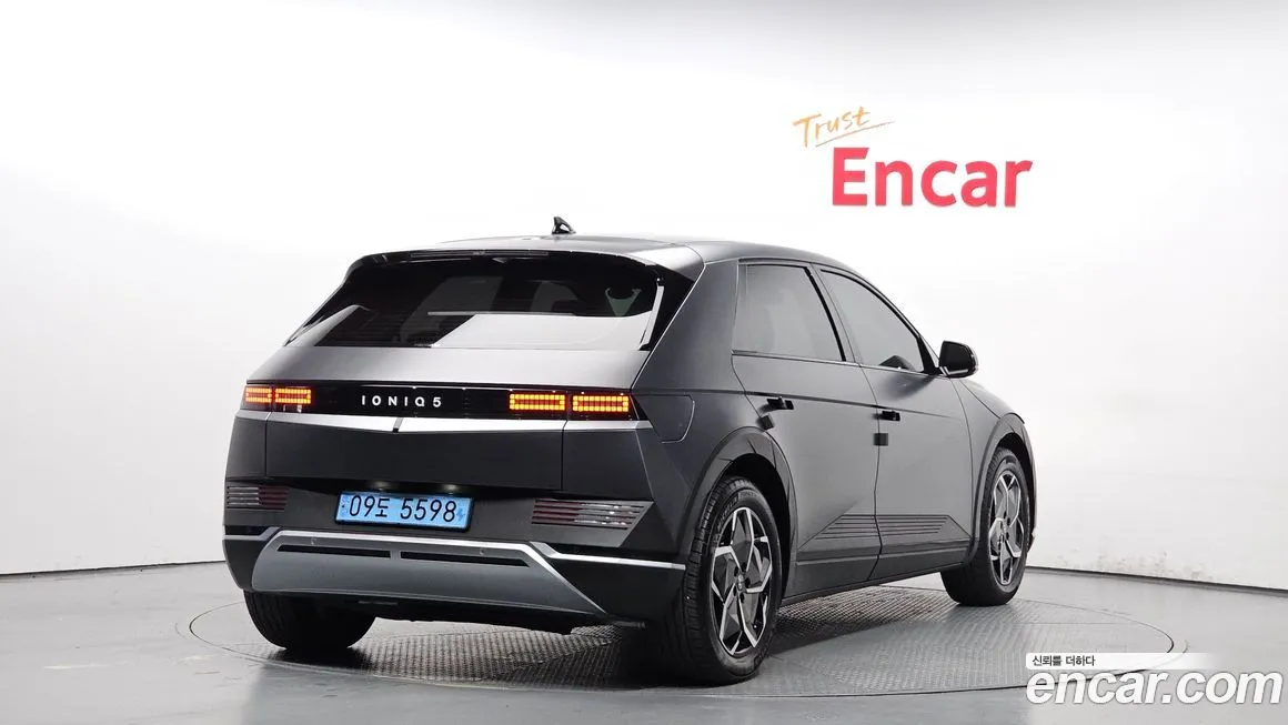 Hyundai Ioniq5 — фото 2