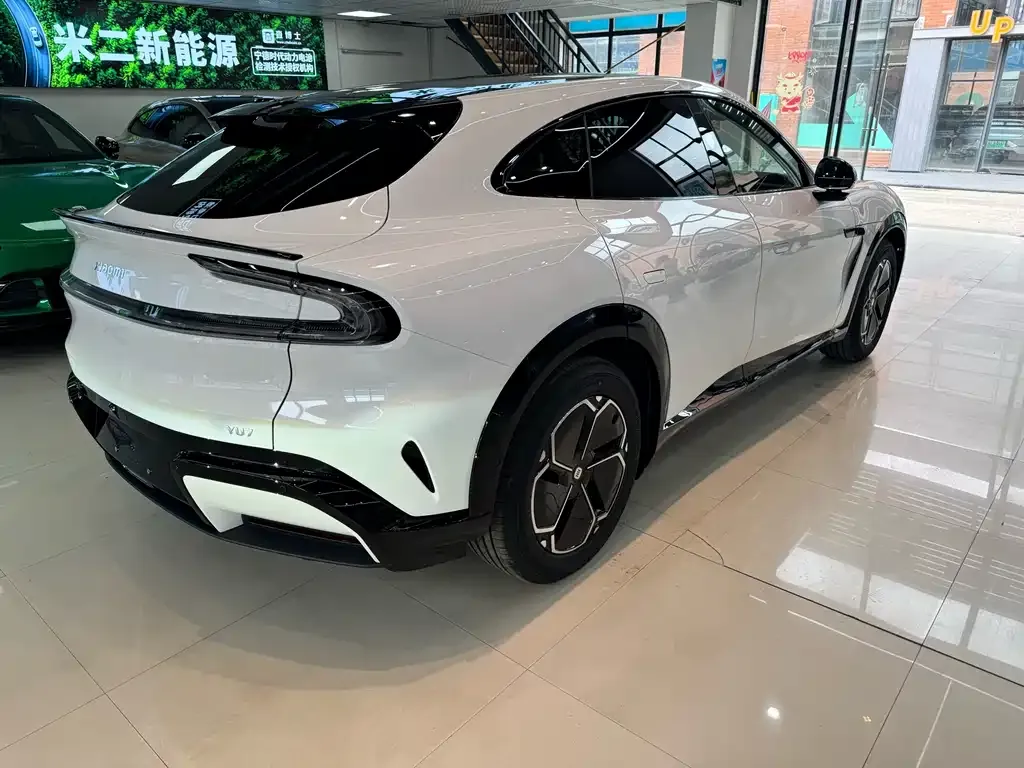 Xiaomi YU7 — фото 8