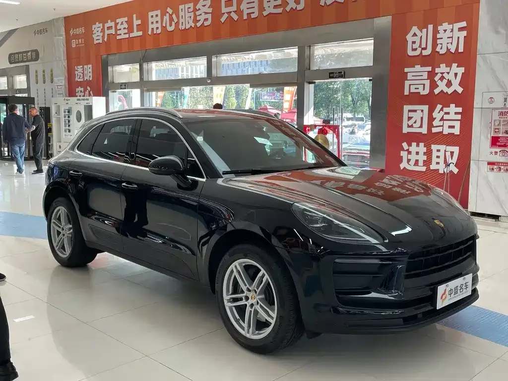 Porsche Macan 2024 из CN, фото 3