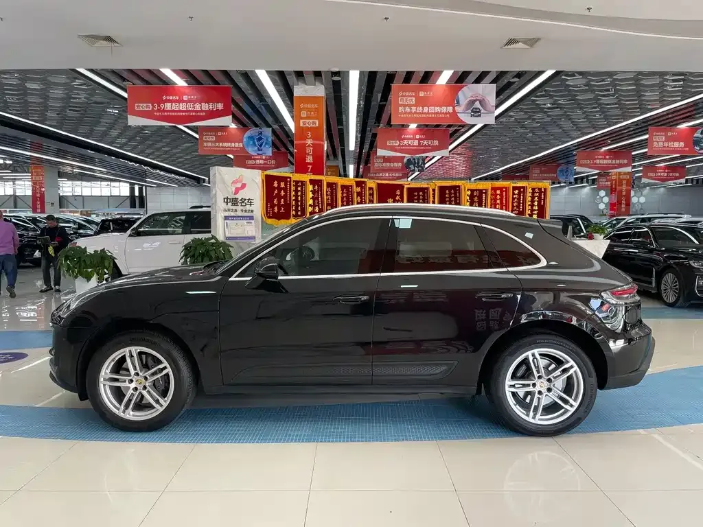 Porsche Macan 2024 из CN, фото 4