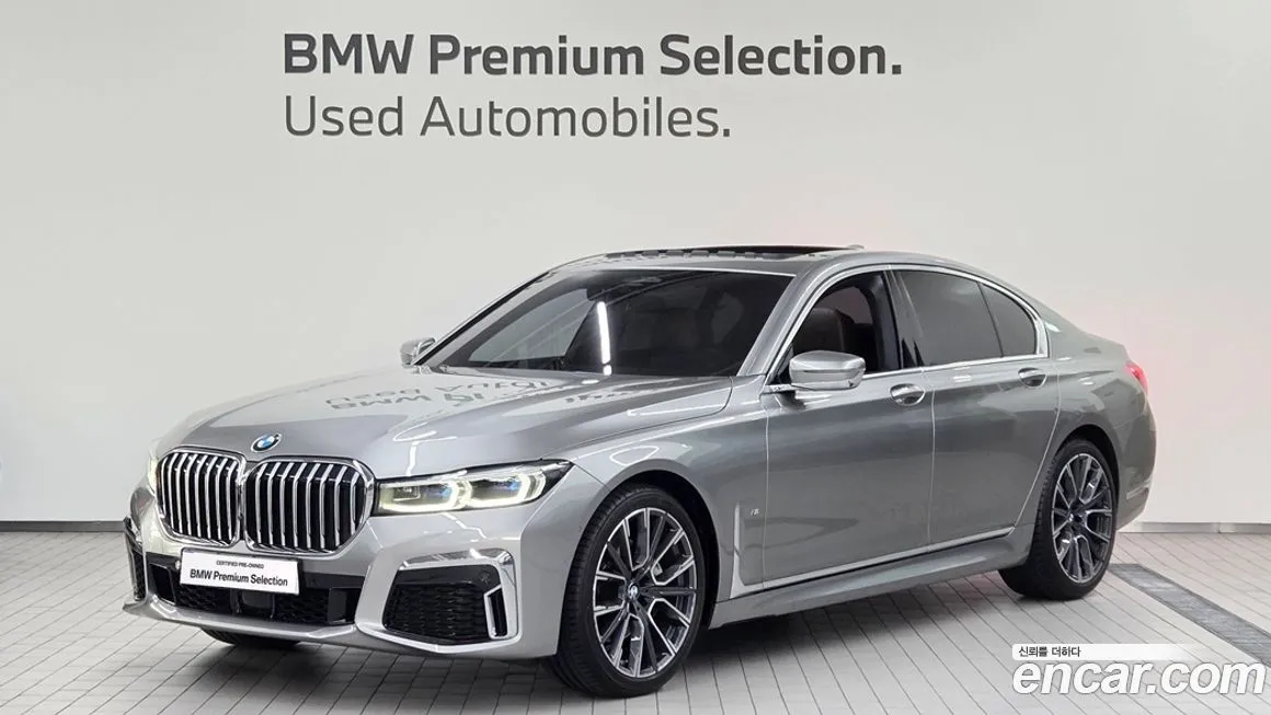 BMW 7-Series — фото 1