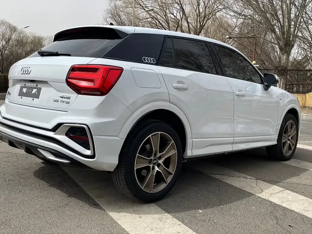 Audi Q2L 2022 из CN, фото 4